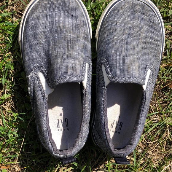 Baby gap boys shoes - Picture 1 of 6